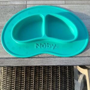 Nuby 2-Section Plate